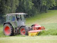 Traktor fahren beim Bauernhofurlaub in Zwiesel und Umgebung