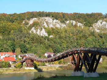 Die Längste Holzbrücke in Europa steht in Essing