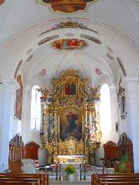 Innenansicht Kirche und Altar Innenansicht Kirche und Altar