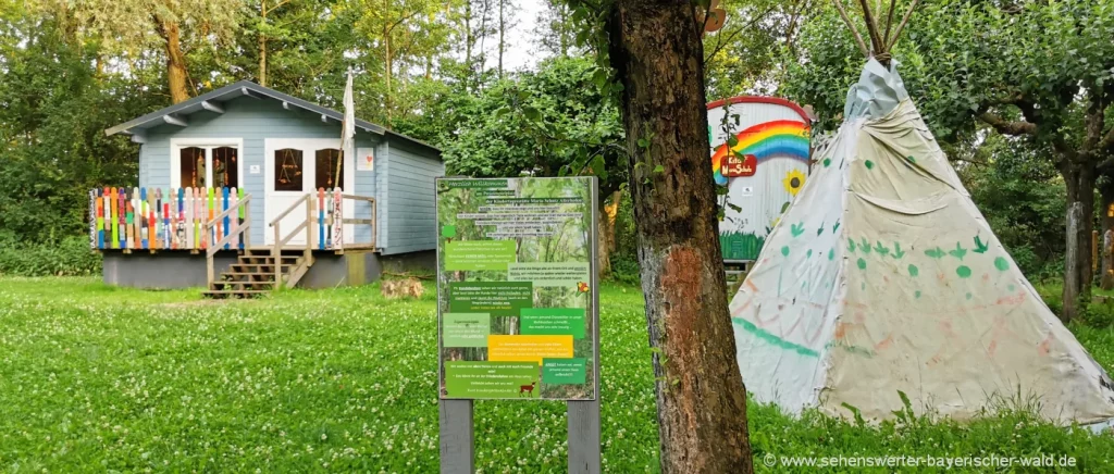 Wandern am Aitrach Rundweg bei Aiterhofen Infotafel Waldkindergarten am Aitrach Rundweg bei Aiterhofen mit Infotafel