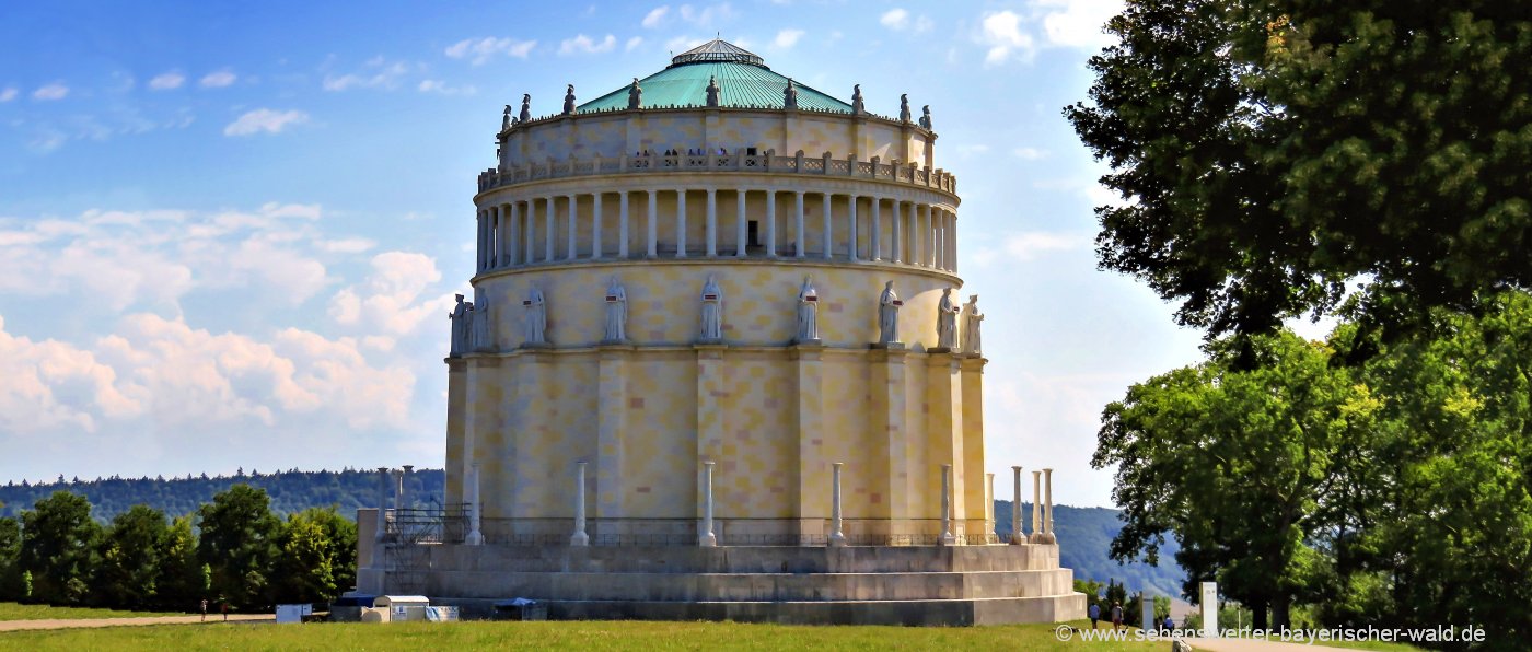 Befreiungshalle in Kelheim Ruhmeshalle im Altmühltal Urlaub im Naturpark in Bayern