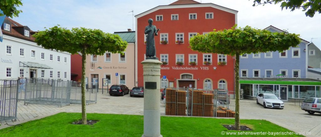 Sehenswürdigkeiten im Rottal Stadtplatz im Kurort Bad Griesbach