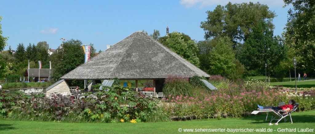 Kurpark Bad Kötzting Spaziergang, Kiosk, Minigolf, Spielplatz, Bewegungspark, ...