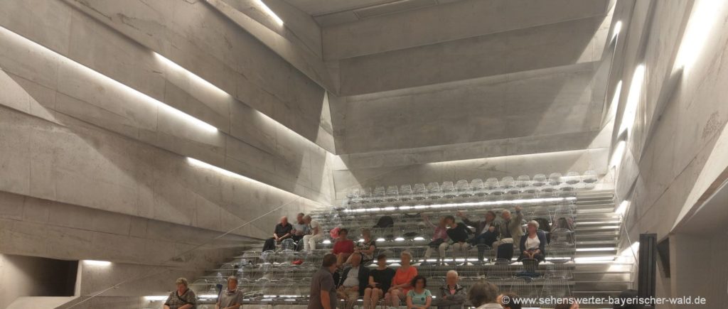 Konzerthaus in Blaibach Volksmusik in Niederbayern Musikevents Bayerischer Wald