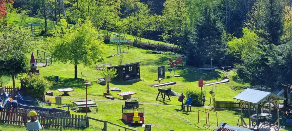 Freizeit Attraktionen für Kinder Märchenalm Böbrach Märchenalm Böbrach im Landkreis Regen Freizeit Attraktionen für Kinder