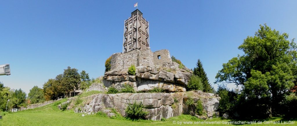 Wanderung ab Brennberg mit dem Highlight Burgruine & Aussichtsturm