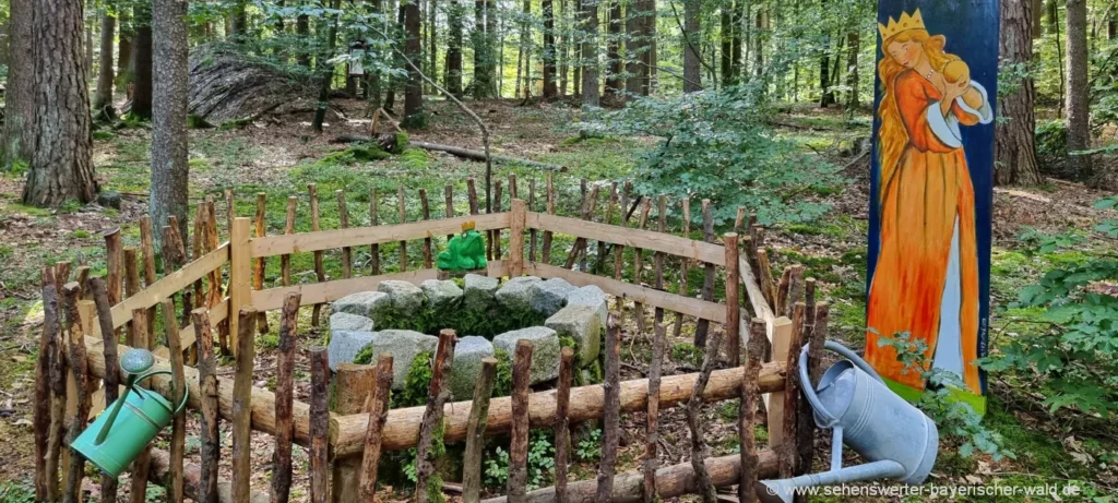 Froschkönig im Märchenpark Brennberg Familienausflug i.d. Oberpfalz