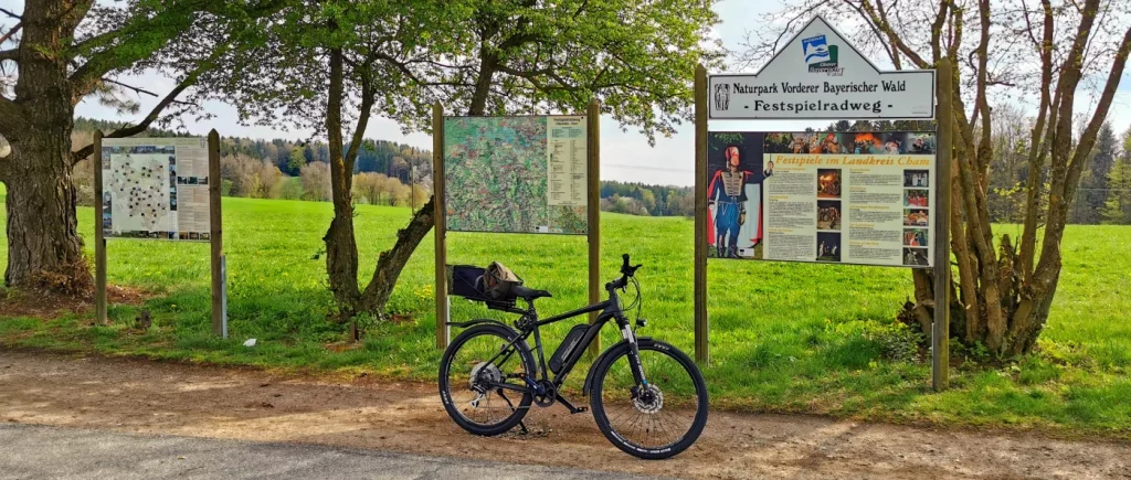 E-Bike Radtouren Oberpfalz & Niederbayern Radweg Infotafeln