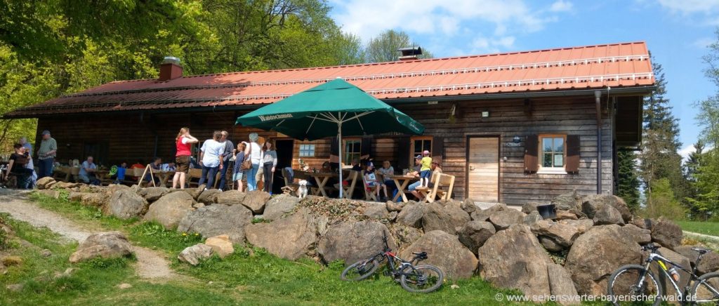 Wanderrouten zum Einkehren in Niederbayern Berghütte mit Biergarten & Ausflugsgaststätten