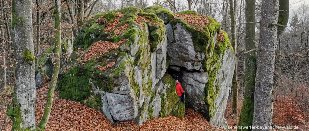 Wanderweg Bernried Bärenhöhle Felsen