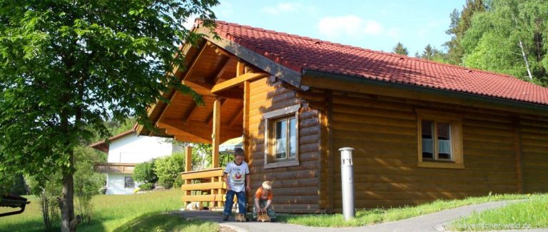 hedwig-blockhaus-stamsried-ferienpark-blockhütten