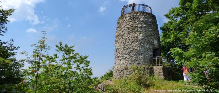 hirschenstein-aussichtsturm-wanderwege-niederbayern-ausflugsziele