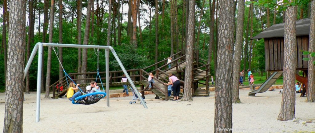 höllohe-familienausflug-schwandorf-kinderspielplatz