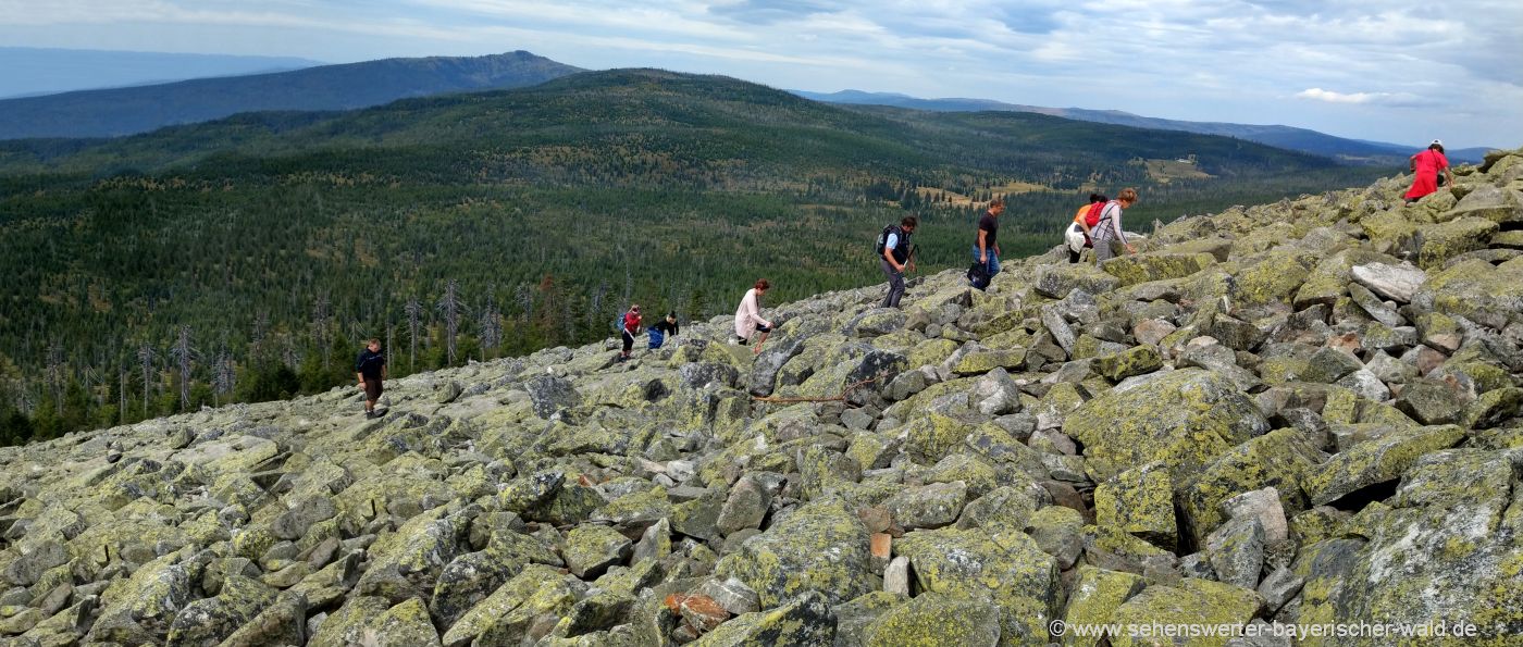 lusen-wanderung-steinernes-meer-bayerischer-wald-blockmeer