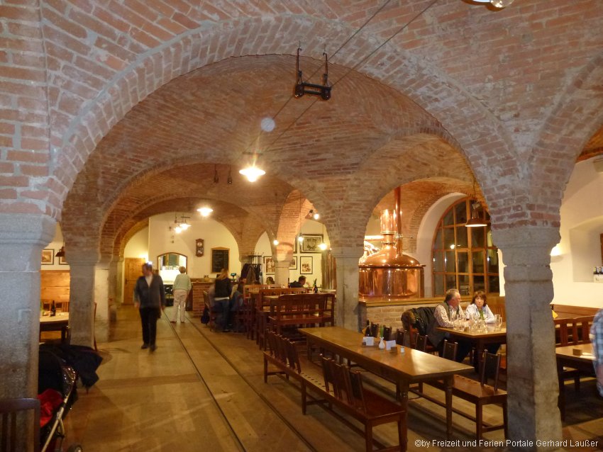 Arnstorf Mariakirchen Schloss für Hochzeit Location in Niederbayern