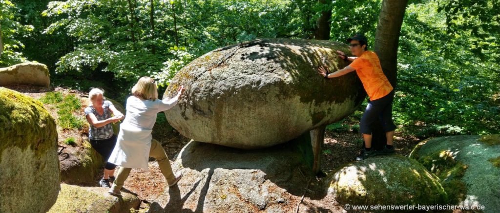 Ausflugsziel bei Regenstauf Sehenswürdigkeiten Wackelstein bei Heilinghausen