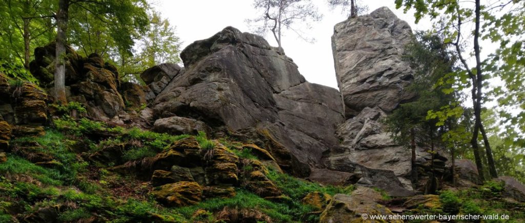 Teufelsfelsen im Perlbachtal Teufelstisch der Burg Mitterfels