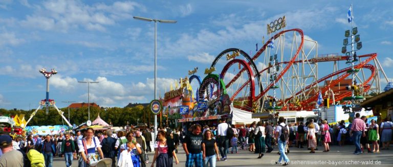 Oktoberfest in München Besucher Attraktion in Bayern Freizeit Tipps