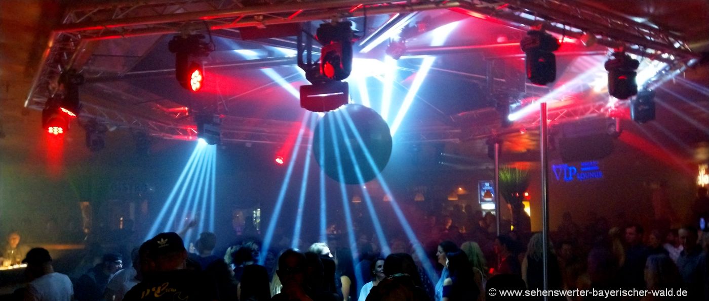 partylocation-niederbayern-disco-tanzen-feiern