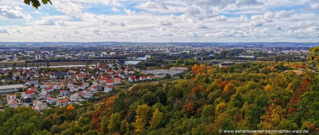 Wandern Keilberg Regensburg Rundwanderweg Keilberg Aussicht auf Regensburg Stadt