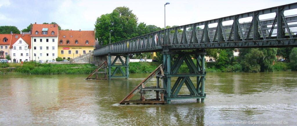 Eiserner Steg Spaziergang Regensburg Spaziergang Regensburg Eiserner Steg - Steinerne Brücke