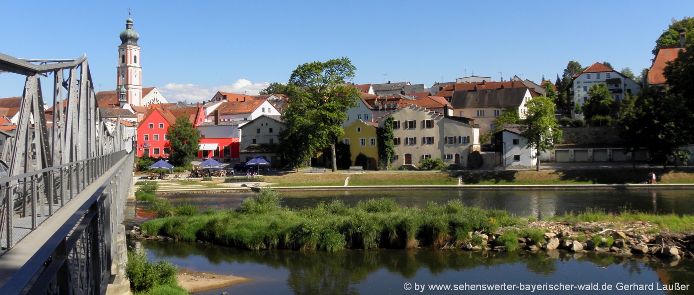 roding-sehenswürdigkeiten-stadt-kirche-fluss-regenbruecke-ausflugsziele