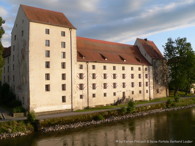 Sehenswürdigkeiten in Straubing Ausflugsziele Freizeitmöglichkeiten und ... Sehenswürdigkeiten in Straubing Ausflugsziele Freizeitmöglichkeiten und ...
