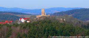 vohenstrauss-sehenswuerdigkeiten-burgruine-naturpark-oberpfalz-burgansicht-panorama-1400