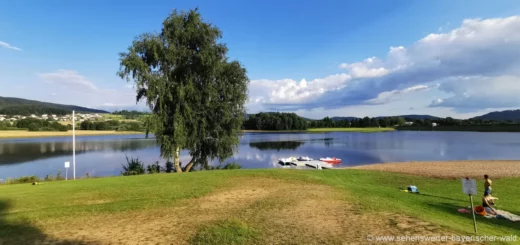Freizeitsee bei Waldmünchen Perlsee Badestrand & Sandstrand