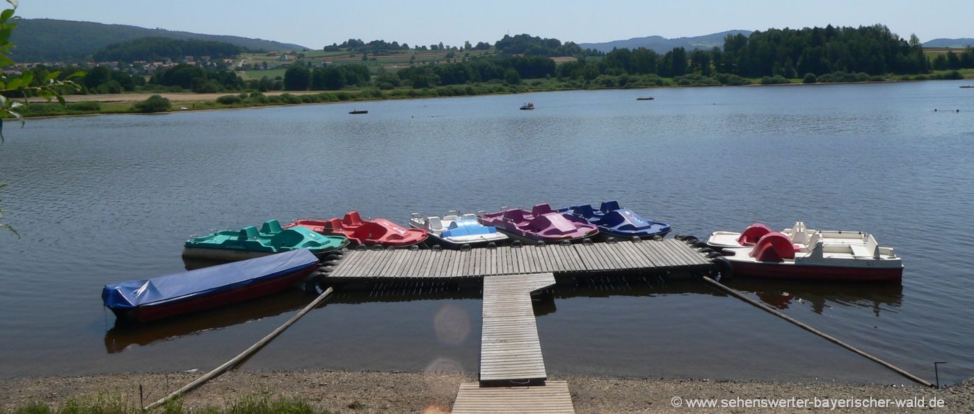 Tretboot fahren am Perlsee im Landkreis Cham waldmünchen-perlsee-oberpfalz-tretboot-fahren-badesee