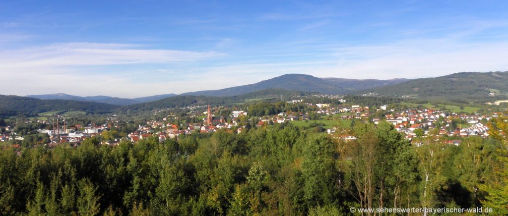 Aussichtspunkt Einsiedeleifelsen bei Zwiesel Aussichtspunkt Einsiedelei Felsen Zwiesel Aussichtsfelsen Landkreis Regen
